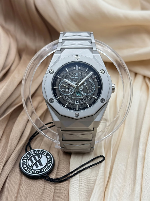 Hublot diamond cut black dial