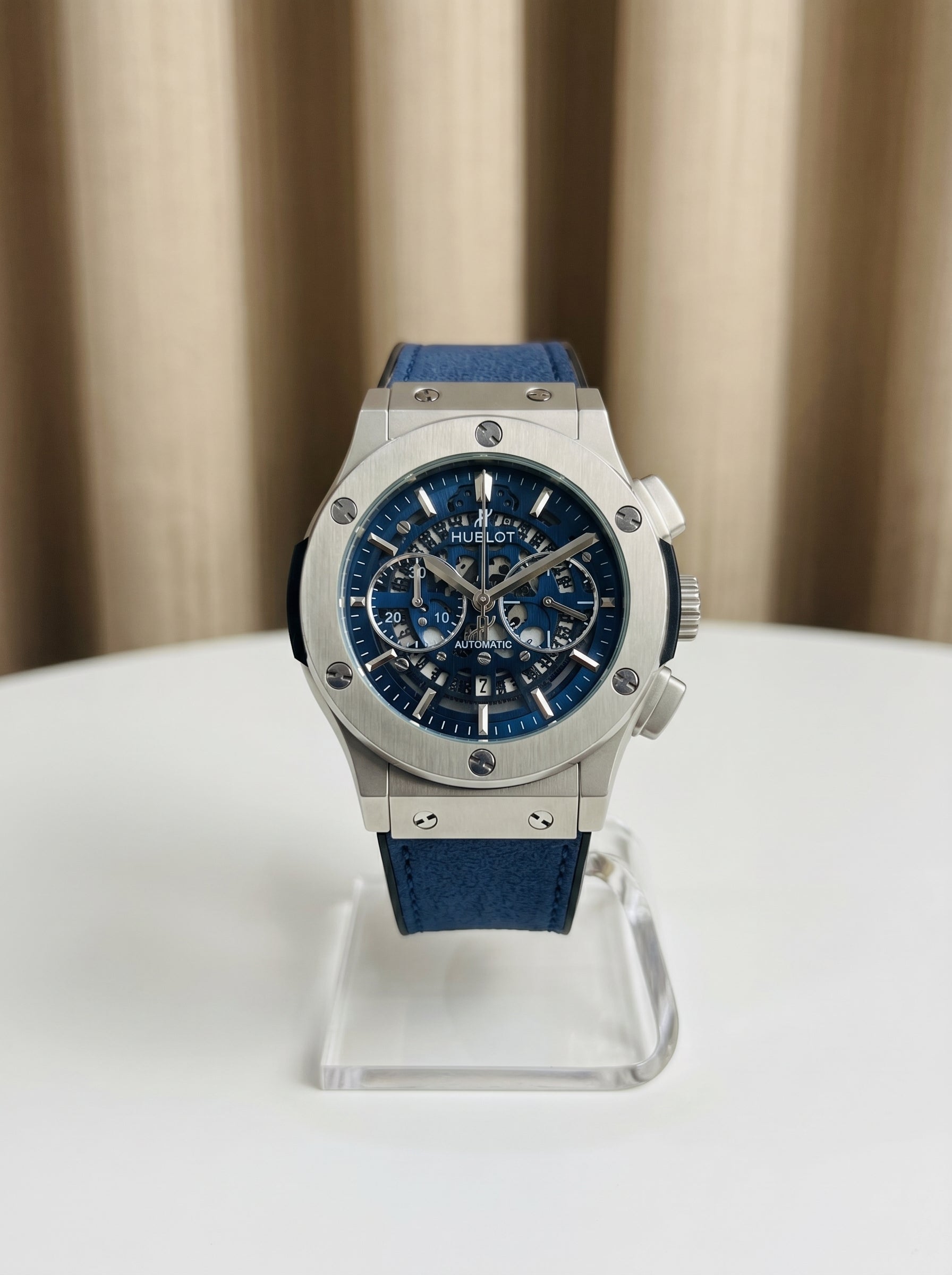Hublot strap watch With blue dial
